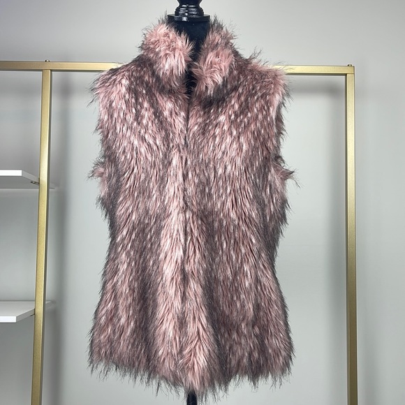White House Black Market Jackets & Blazers - White House Black Market Pink/Black Faux Fur Vest Ladies Size M